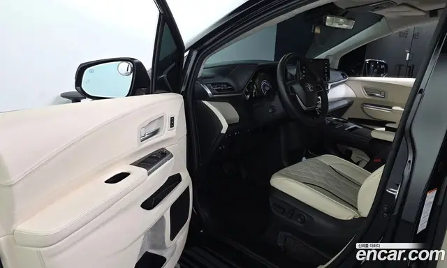 Toyota Sienna 2023 2.5 АКПП, миниатюра 10
