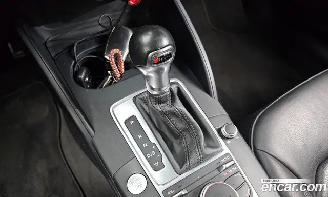 Audi A3 2015 1.6 АКПП, миниатюра 9