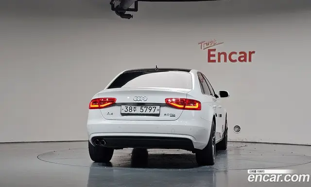Audi A4 2013 2.0 АКПП, миниатюра 3