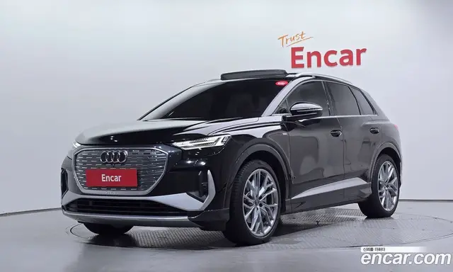 Audi Q4 e-tron, 2025, 27 426 км