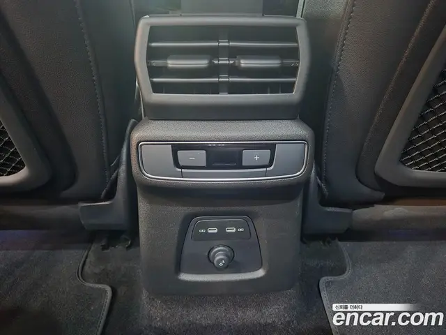 Audi Q4 e-tron 2026 0.2 АКПП, миниатюра 12