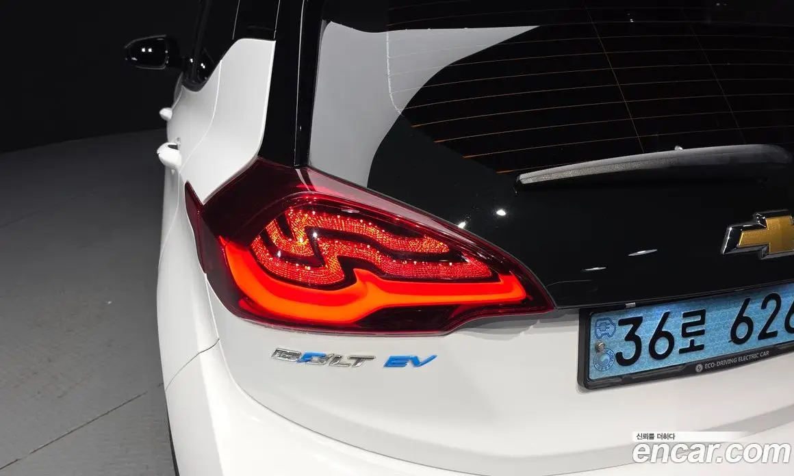 Chevrolet Bolt EV 2019 0.2 АКПП, фото 9