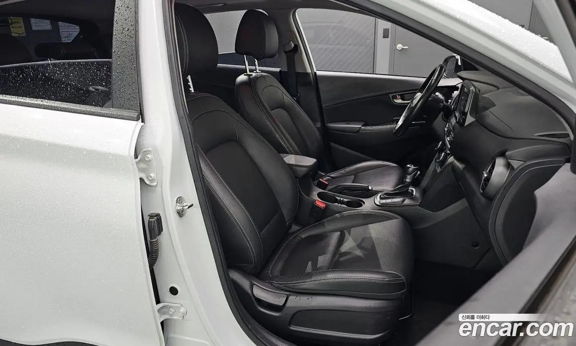 Hyundai Kona 2019 1.6 АКПП, фото 12