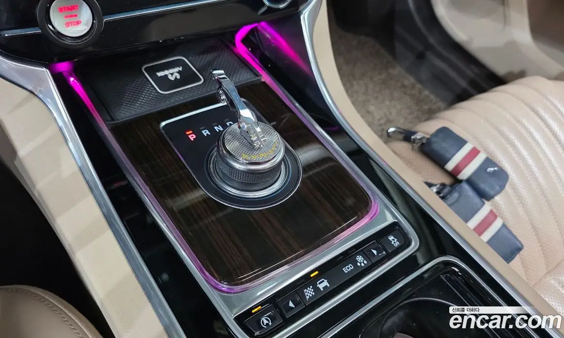 Jaguar XF 2017 2.0 АКПП, фото 11