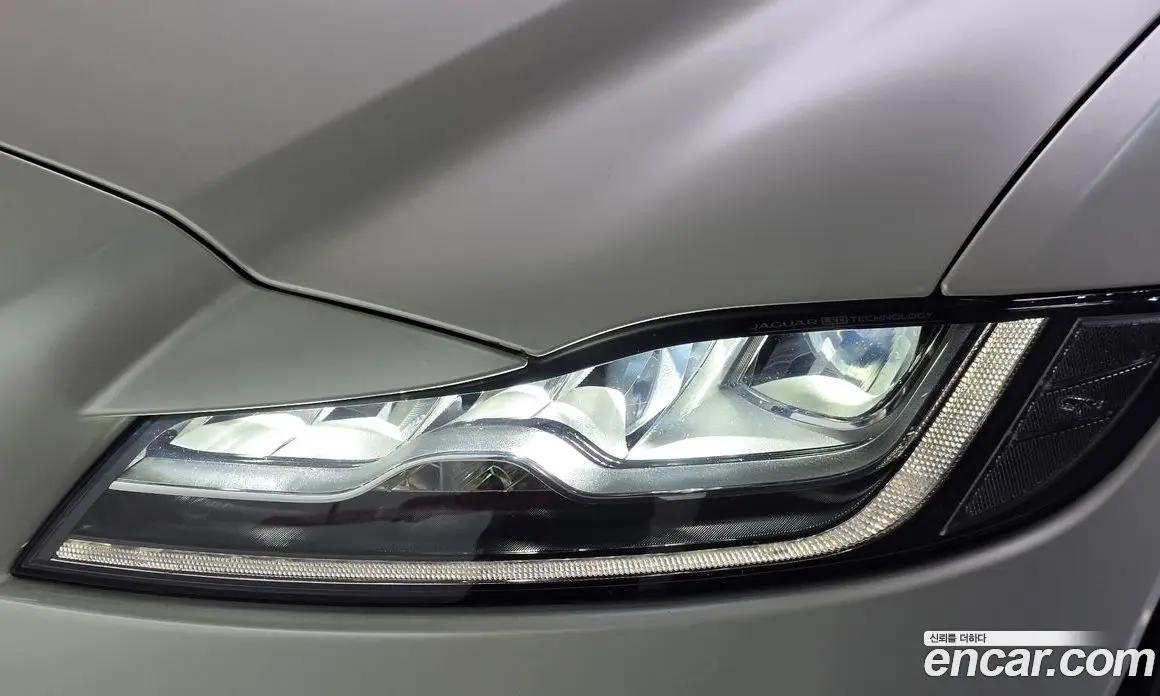 Jaguar XF 2017 2.0 АКПП, фото 7