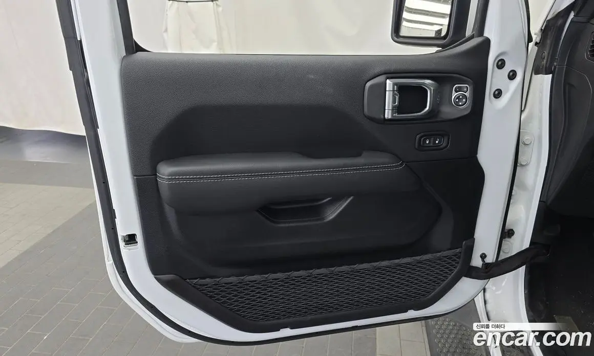 Jeep Wrangler 2022 2.0 АКПП, фото 14