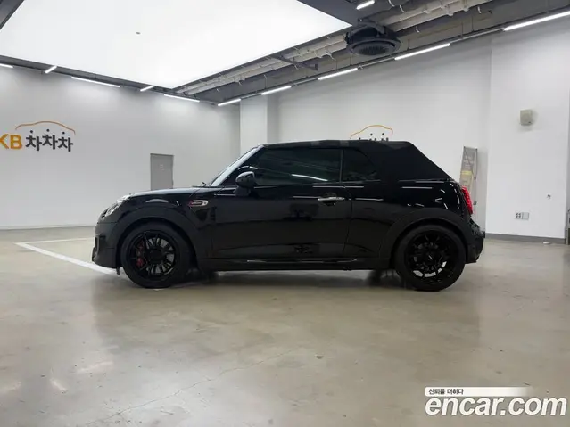 Mini Cooper Convertible 2019 2.0 АКПП, миниатюра 7