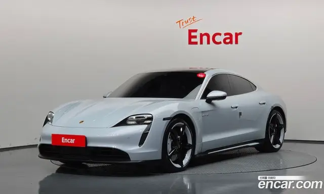 Porsche Taycan, 2021, 83 218 км