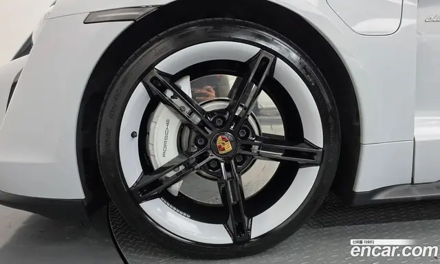 Porsche Taycan 2021 0.1 АКПП, миниатюра 5