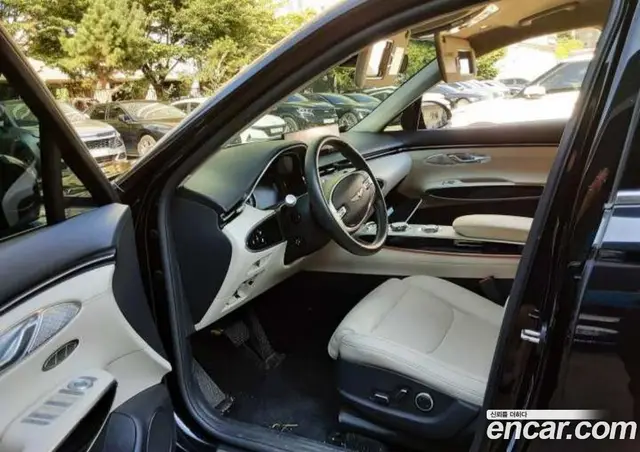 Genesis GV70 2023 2.5 АКПП, миниатюра 4