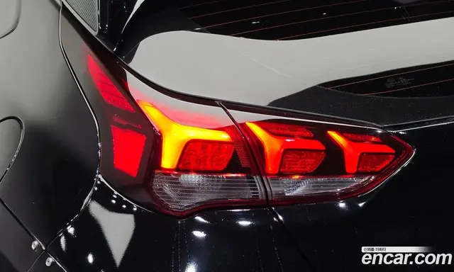 Hyundai Veloster 2018 2.0 МКПП, миниатюра 8