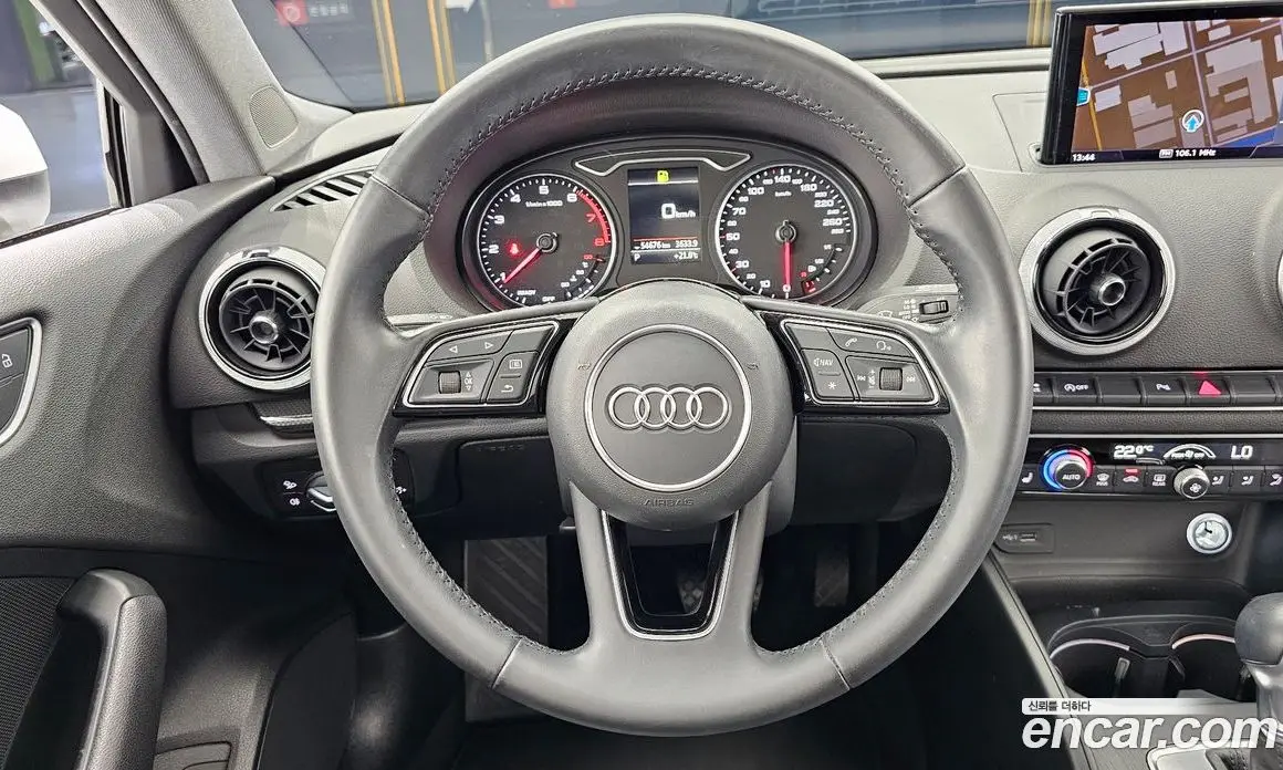 Audi A3 2018 2.0 АКПП, фото 18