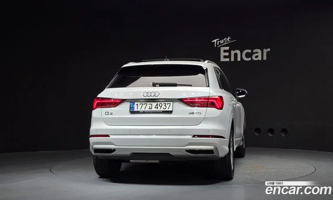 Audi Q3 2020 2.0 АКПП, фото 4