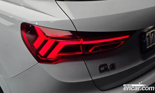 Audi Q3 2020 2.0 АКПП, миниатюра 9