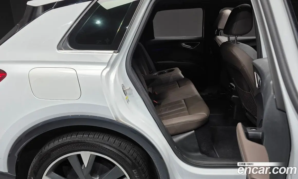 Audi Q4 e-tron 2023 0.2 АКПП, фото 17