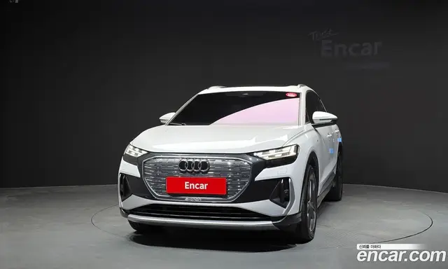 Audi Q4 e-tron 2023 0.2 АКПП, миниатюра 3