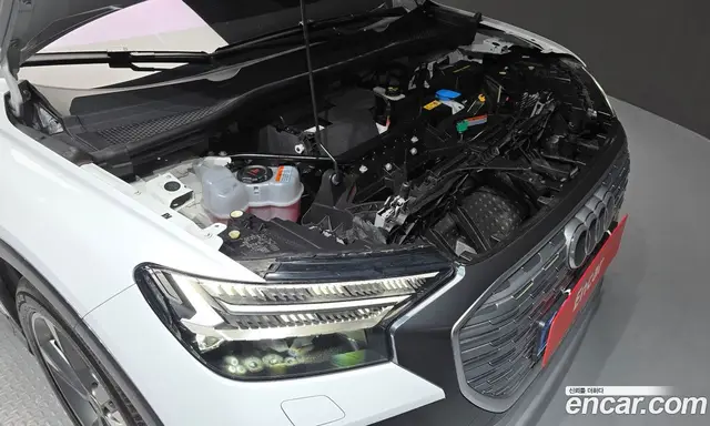 Audi Q4 e-tron 2023 0.2 АКПП, миниатюра 6
