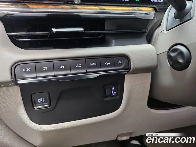 Cadillac Escalade 2022 6.2 АКПП, миниатюра 11