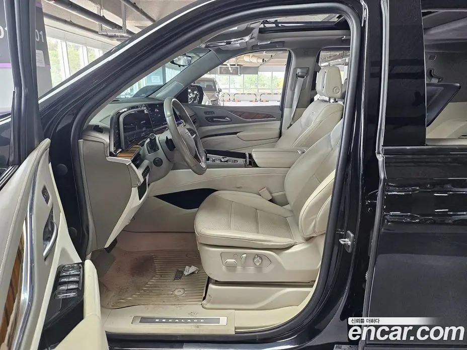 Cadillac Escalade 2022 6.2 АКПП, фото 13