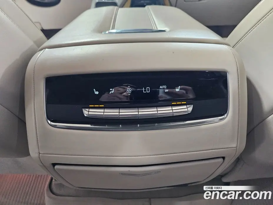 Cadillac Escalade 2022 6.2 АКПП, фото 15