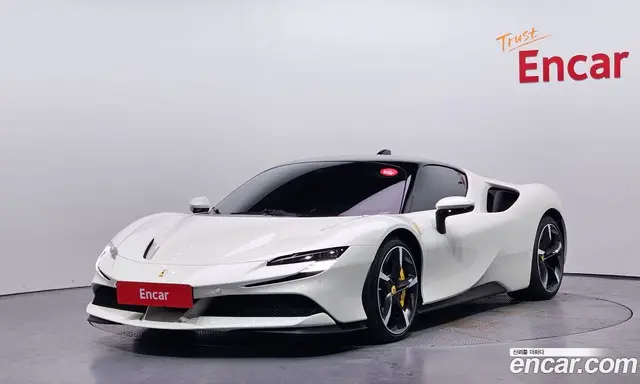 Ferrari SF90, 2021, 12 330 км