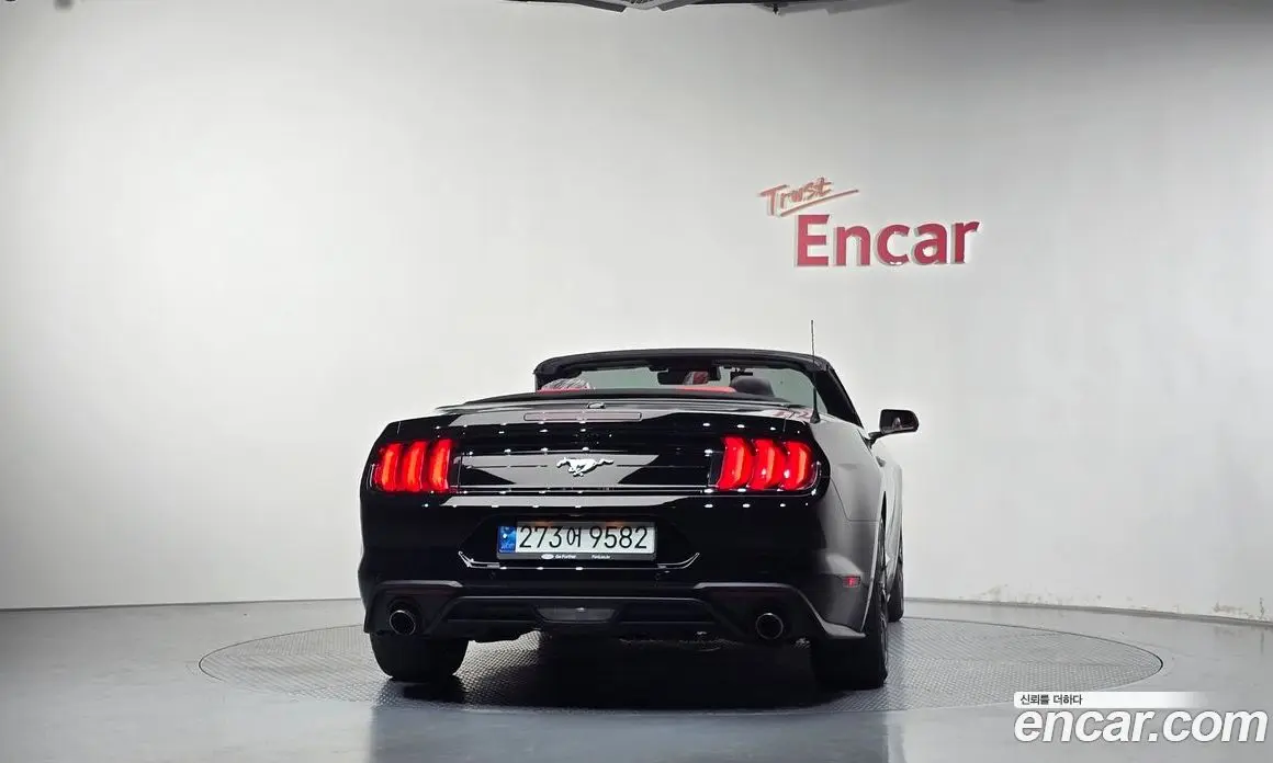 Ford Mustang 2021 2.3 АКПП, фото 4