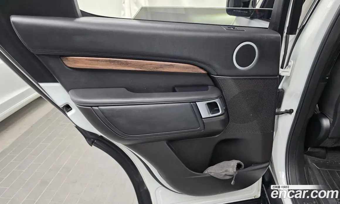 Land Rover Discovery 2018 3.0 АКПП, фото 15