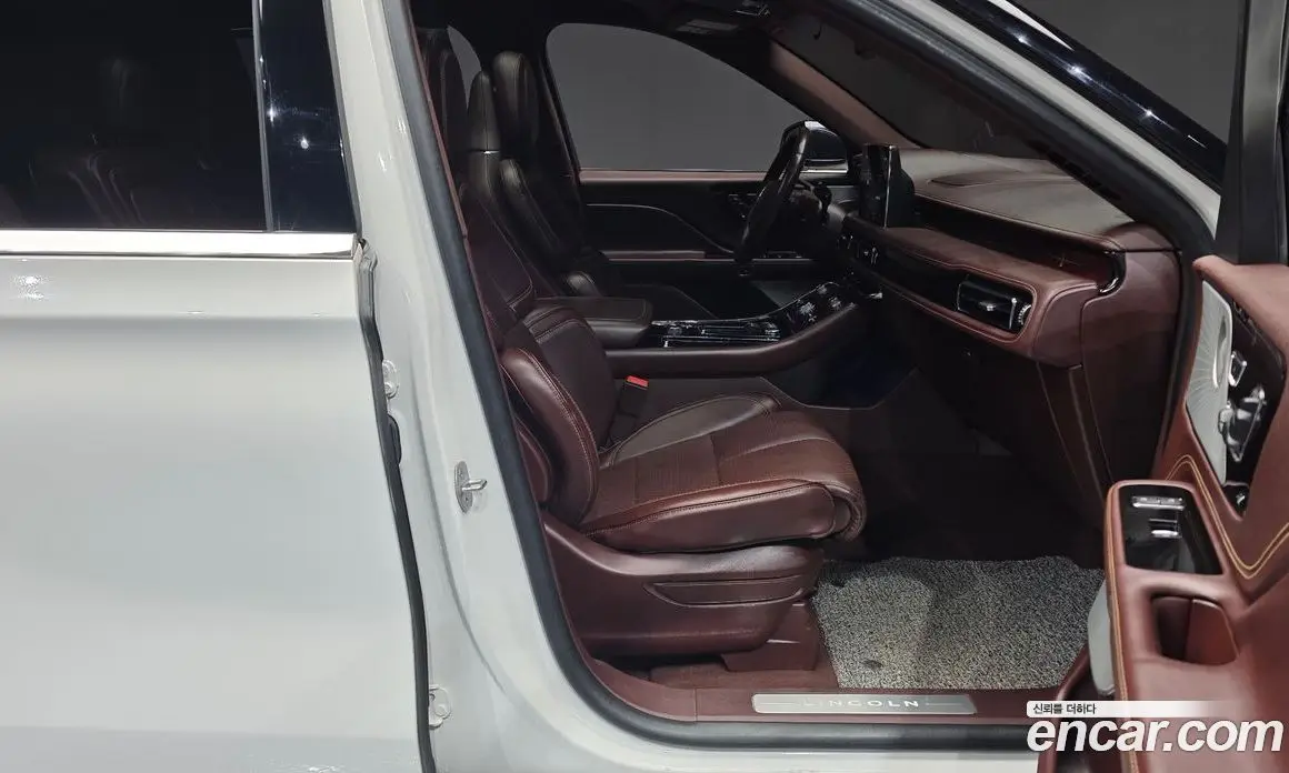 Lincoln Aviator 2023 3.0 АКПП, фото 16