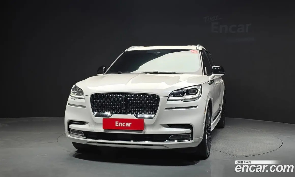 Lincoln Aviator 2023 3.0 АКПП, фото 3
