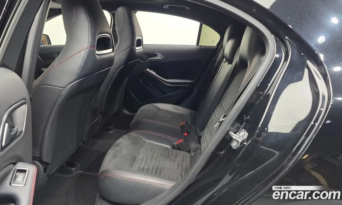 Mercedes-Benz A-Class 2018 1.6 АКПП, фото 18