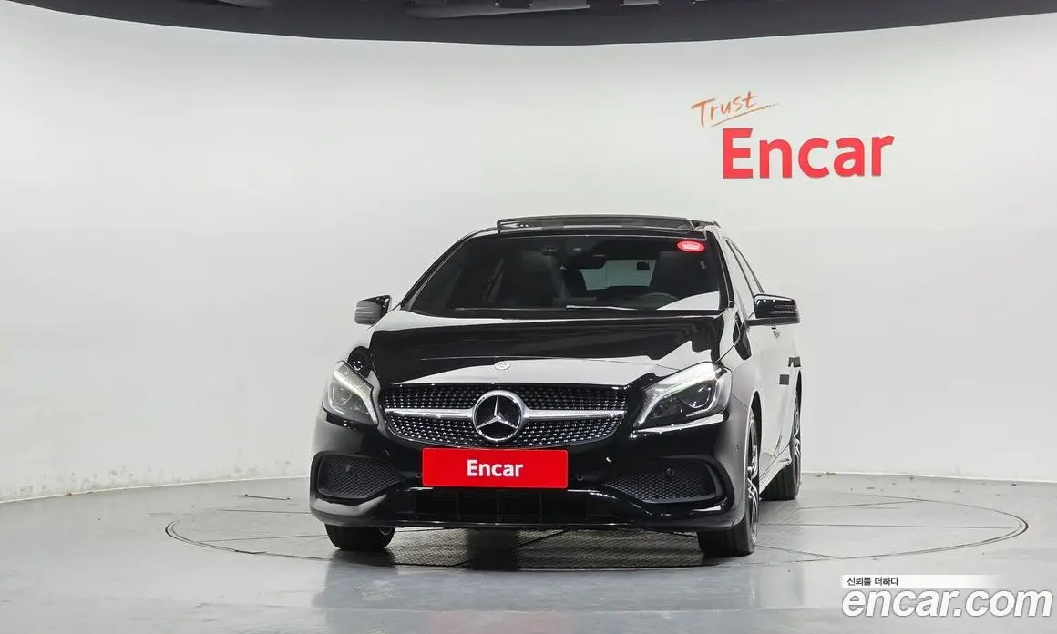 Mercedes-Benz A-Class 2018 1.6 АКПП, фото 3
