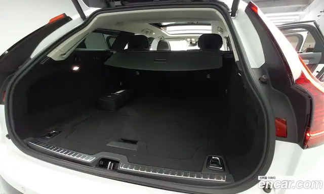 Volvo V90 2025 2.0 АКПП, миниатюра 10
