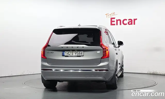 Volvo XC90 2022 2.0 АКПП, миниатюра 3