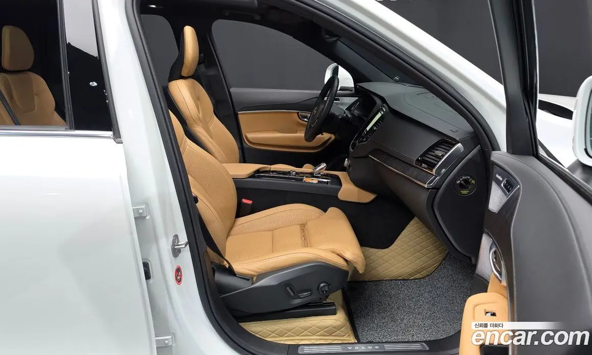 Volvo XC90 2024 2.0 АКПП, фото 15