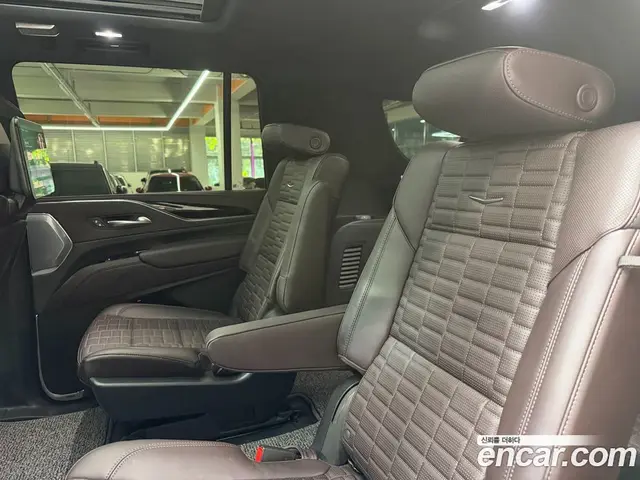 Cadillac Escalade 2023 6.2 АКПП, миниатюра 9