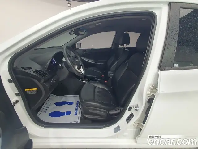 Hyundai Accent 2012 1.6 АКПП, миниатюра 10 Hyundai Accent 2012 1.6 АКПП, миниатюра 10