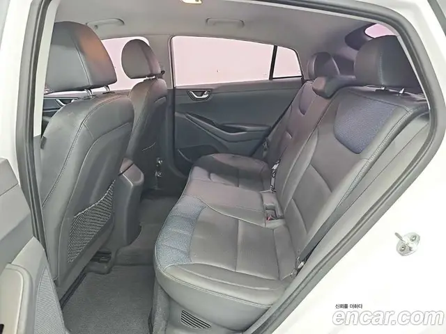 Hyundai Ioniq 2016 1.6 АКПП, миниатюра 11