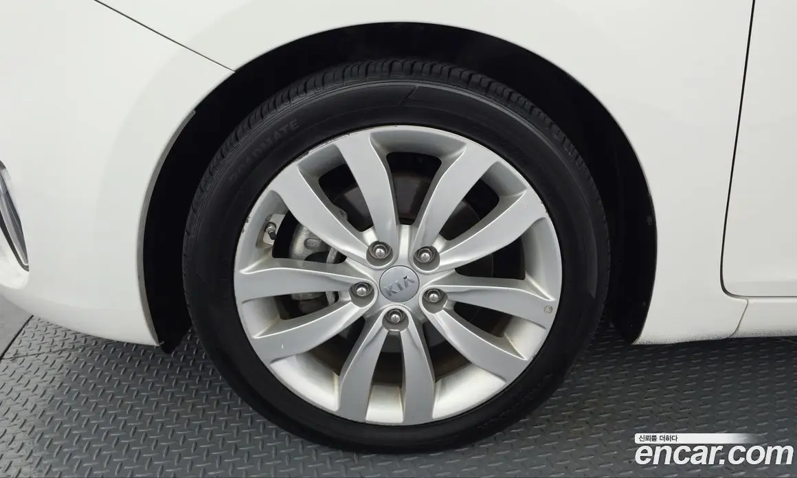 Kia Carens 2013 2.0 АКПП, фото 5