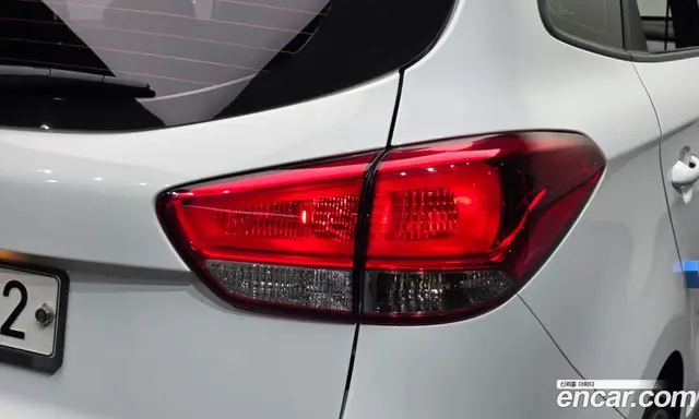 Kia Carens 2013 2.0 АКПП, миниатюра 9