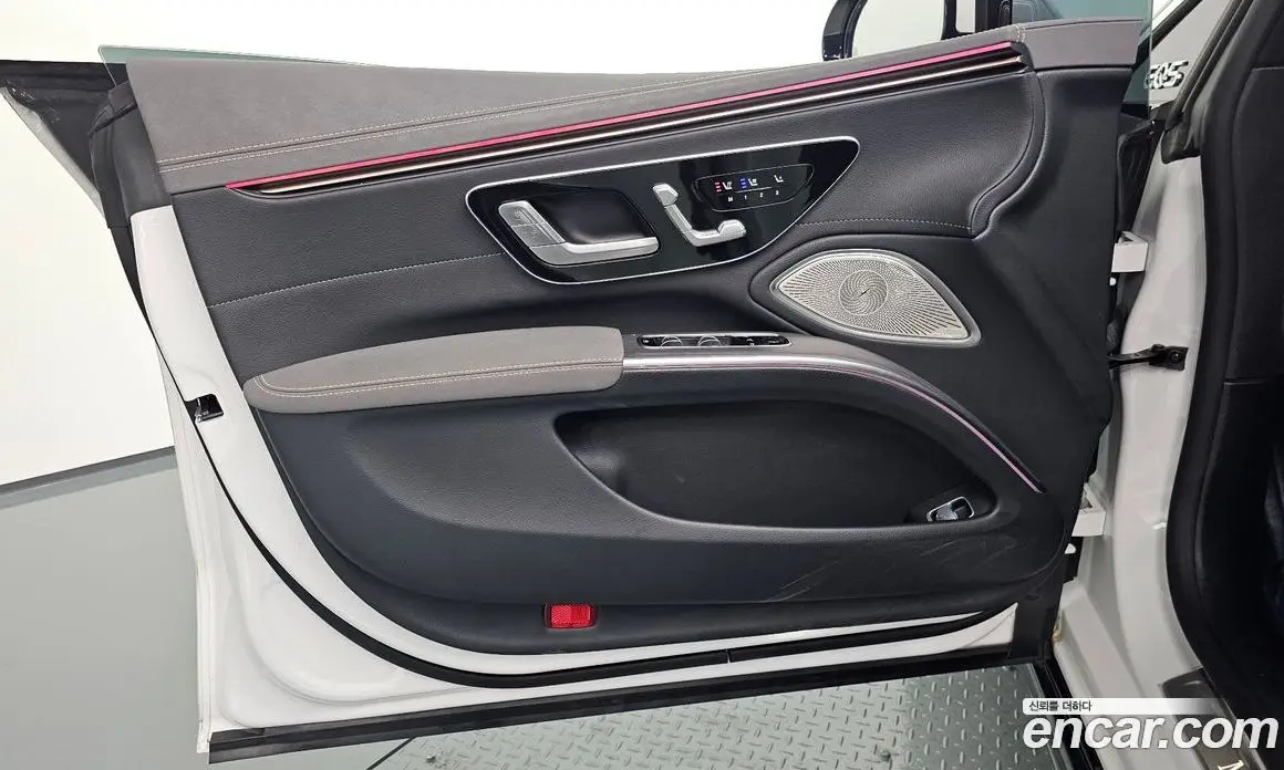 Mercedes-Benz EQS 2023 0.3 АКПП, фото 13
