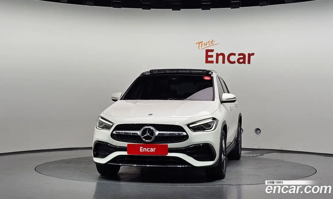 Mercedes-Benz GLA-Class 2020 2.0 АКПП, фото 3