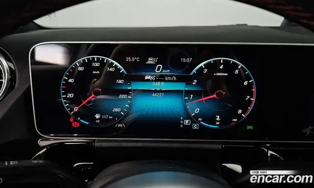 Mercedes-Benz GLA-Class 2020 2.0 АКПП, миниатюра 8