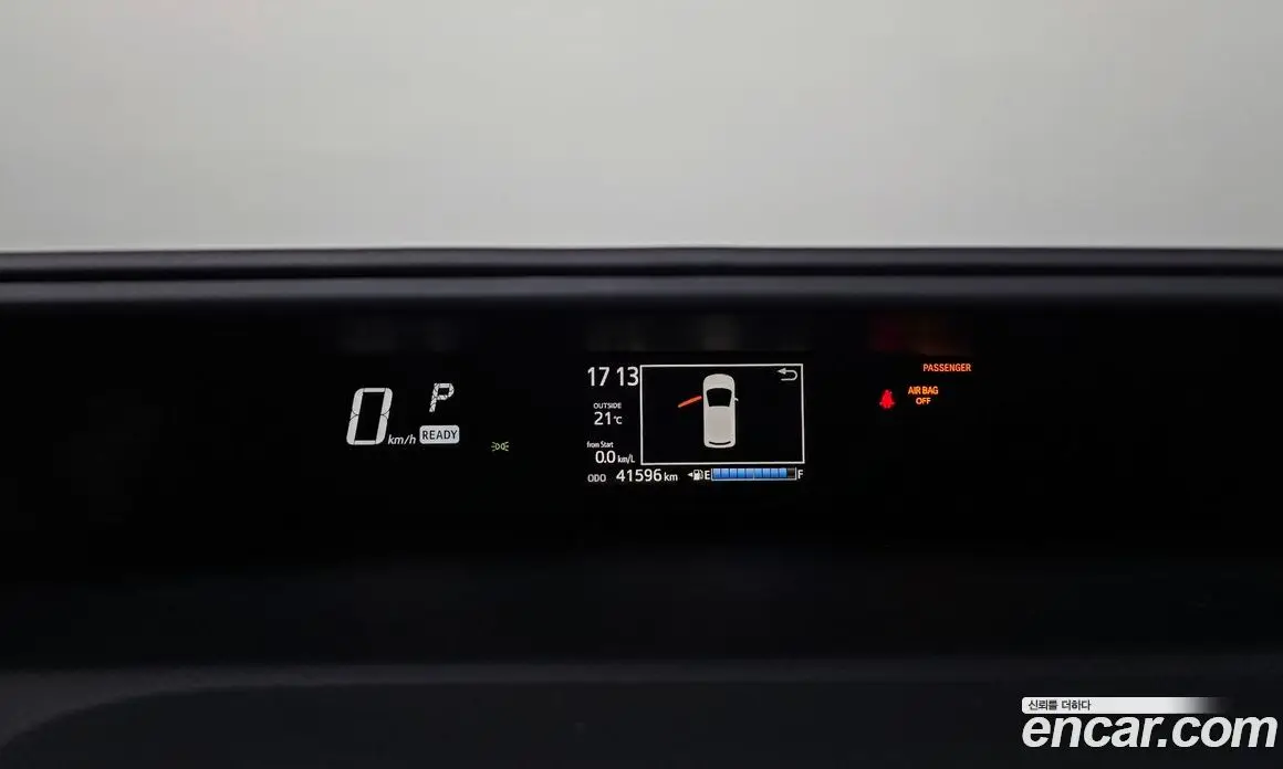 Toyota Prius 2018 1.5 АКПП, фото 11