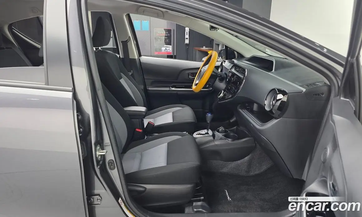 Toyota Prius 2018 1.5 АКПП, фото 17