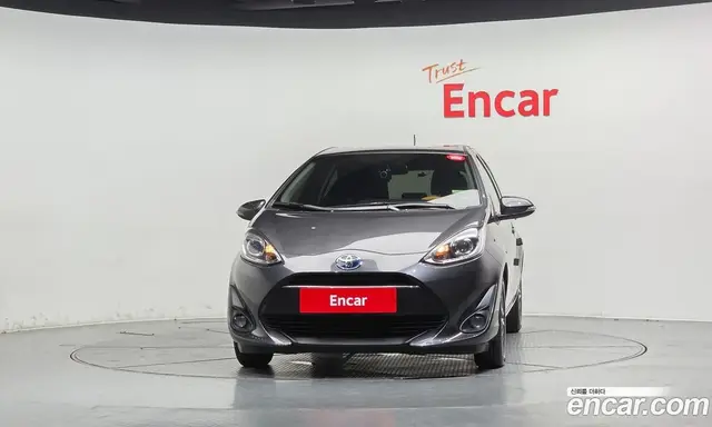 Toyota Prius 2018 1.5 АКПП, миниатюра 3