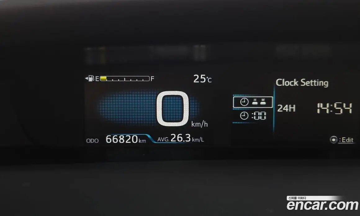 Toyota Prius 2021 1.8 АКПП, фото 11