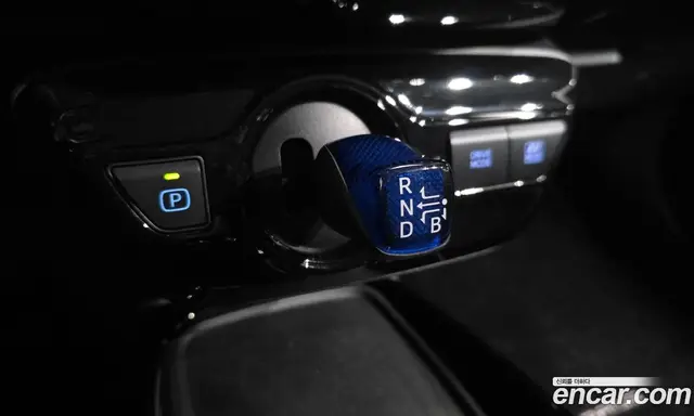 Toyota Prius 2021 1.8 АКПП, миниатюра 12