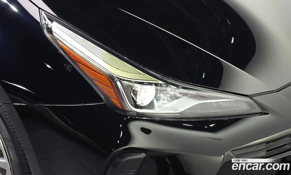 Toyota Prius 2021 1.8 АКПП, фото 8