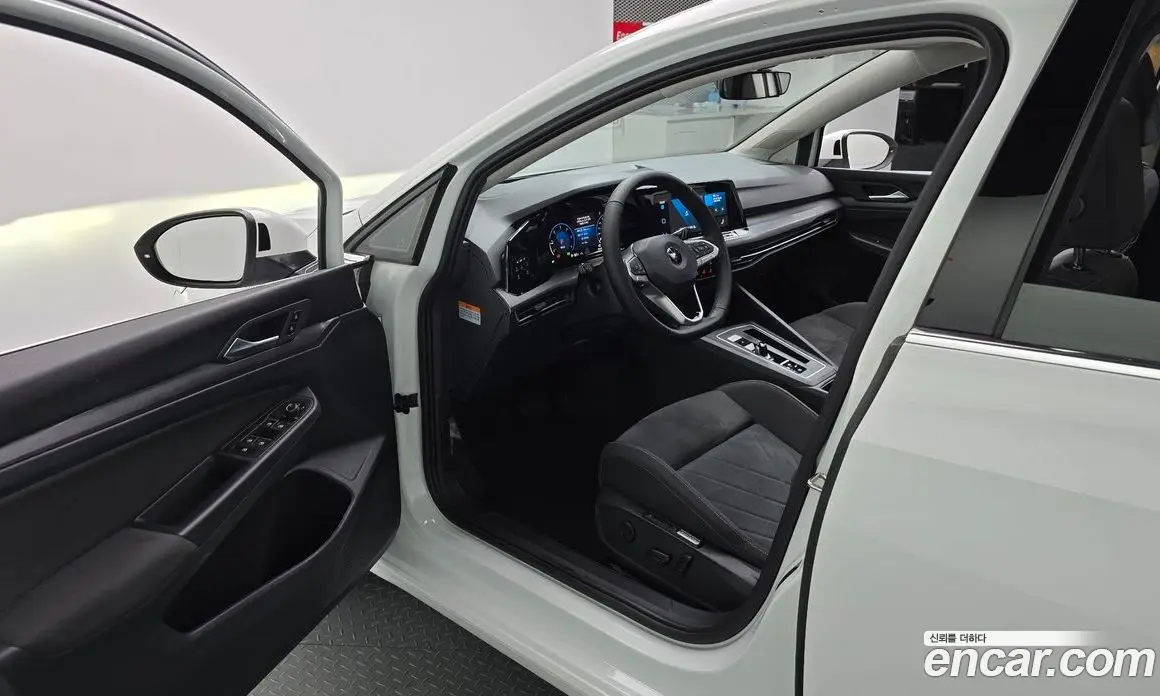 Volkswagen Golf 2022 2.0 АКПП, фото 13