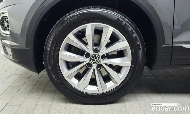 Volkswagen T-Roc 2021 2.0 АКПП, миниатюра 4 Volkswagen T-Roc 2021 2.0 АКПП, миниатюра 4